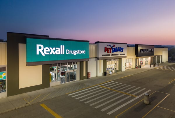 Rexall, Pet Smart & Winners à Cochrane 