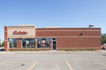 centre_la_plaine_tim_hortons_2